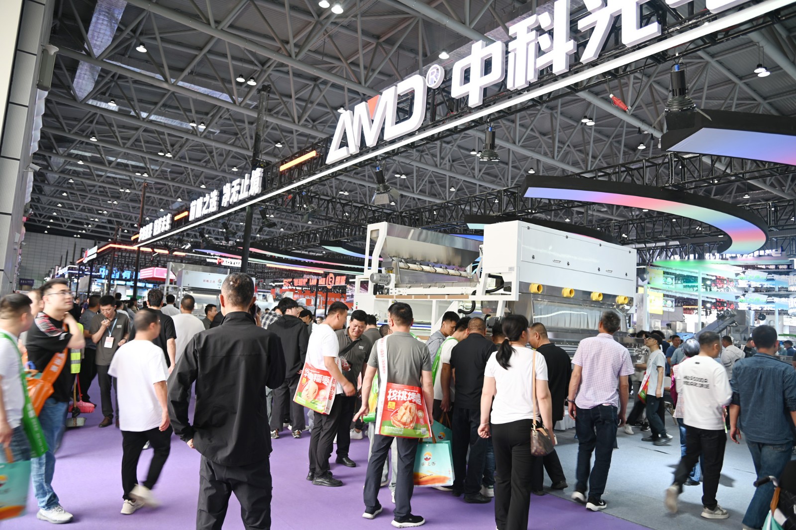 http://www.rmrchh.com.cn/Upload/ueditor/1745292919620130.jpg