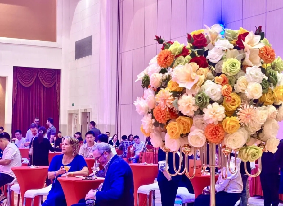 http://www.rmrchh.com.cn/Upload/ueditor/1745298797450252.png