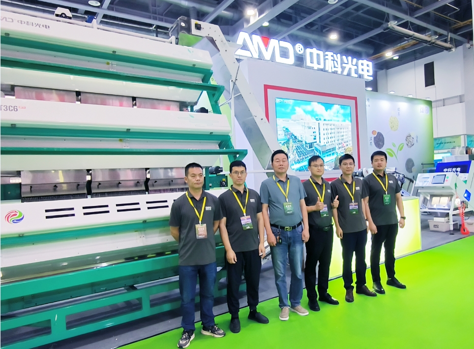 http://www.rmrchh.com.cn/Upload/ueditor/1747984688958438.png