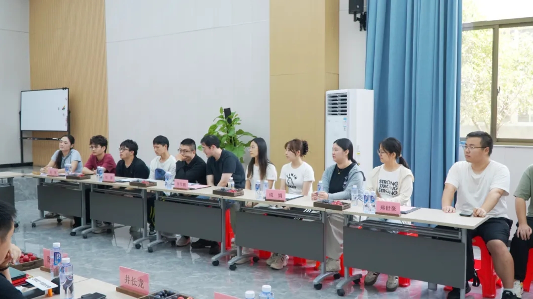 http://www.rmrchh.com.cn/Upload/ueditor/1751861045922431.png
